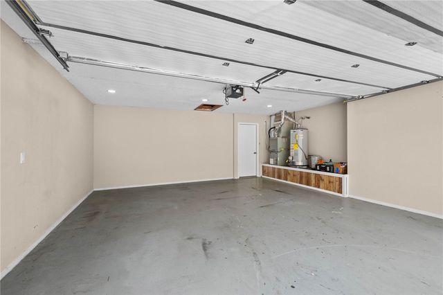 1206 Cresent Street, Bentonville, AR 72712