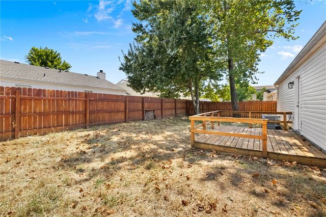 1206 Cresent Street, Bentonville, AR 72712