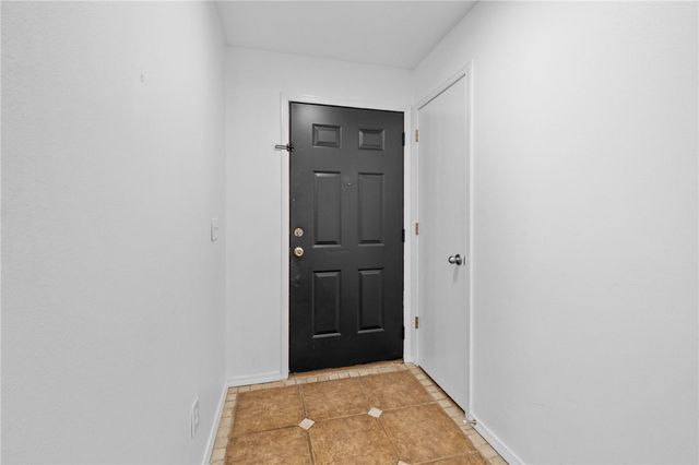 1206 Cresent Street, Bentonville, AR 72712