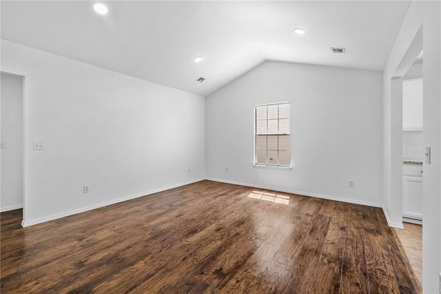 1206 Cresent Street, Bentonville, AR 72712