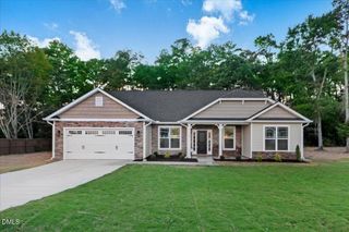 105 Oxford Court, La Grange, NC 28551