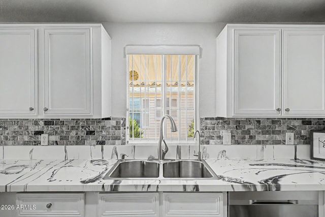 2550 S ELLSWORTH Road 50, Mesa, AZ 85209