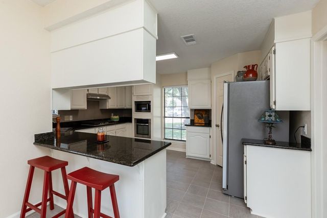 2605 Black Oak Drive, Orange, TX 77632