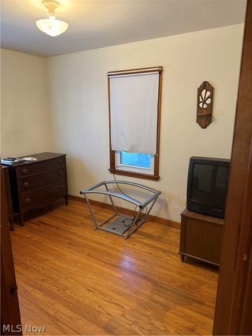 533 Forest Hill Drive, Youngstown, OH 44515