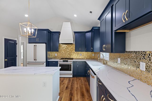 410 Wade Drive, Richlands, NC 28574