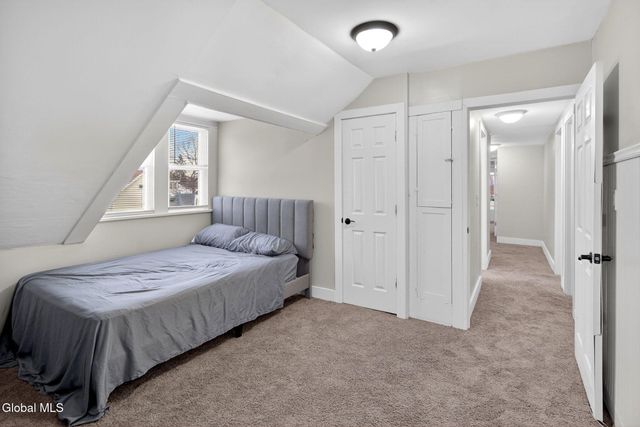 32 Lawrence Street, Watervliet, NY 12189