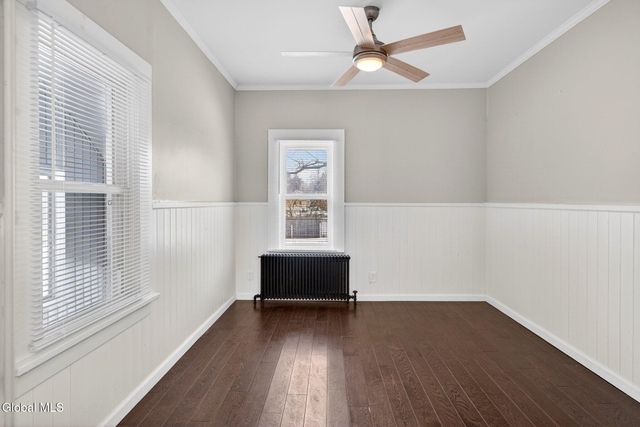 32 Lawrence Street, Watervliet, NY 12189