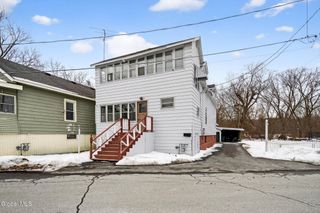 32 Lawrence Street, Watervliet, NY 12189