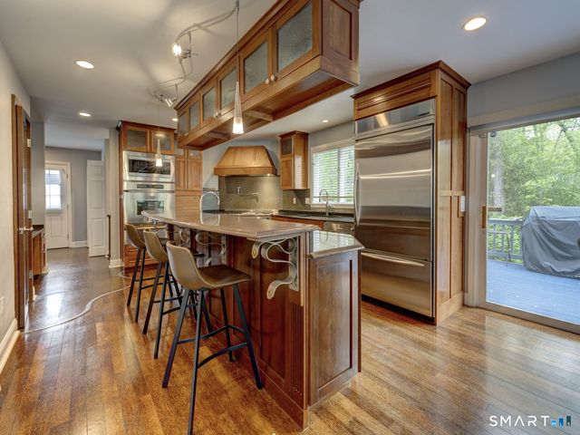 6 Candlewood Drive, East Hampton, CT 06424