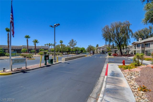 5710 East Tropicana Avenue 2007, Las Vegas, NV 89122