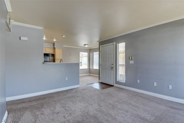 5710 East Tropicana Avenue 2007, Las Vegas, NV 89122