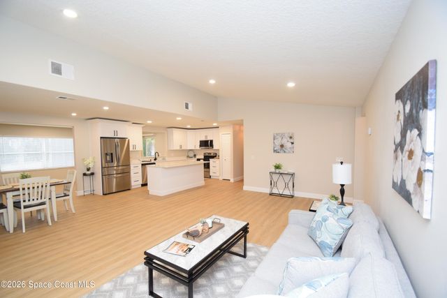 1733 Zaminder Street NW, Palm Bay, FL 32907