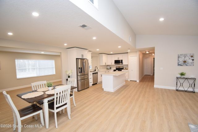 1733 Zaminder Street NW, Palm Bay, FL 32907