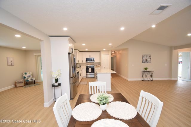 1733 Zaminder Street NW, Palm Bay, FL 32907