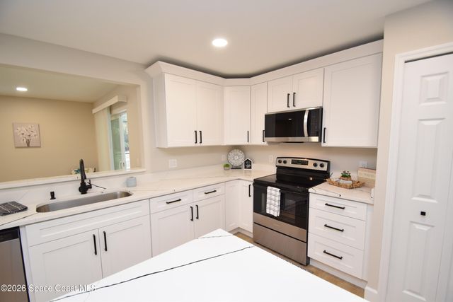 1733 Zaminder Street NW, Palm Bay, FL 32907