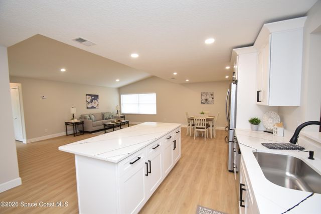 1733 Zaminder Street NW, Palm Bay, FL 32907