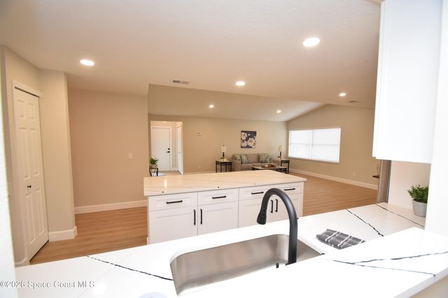 1733 Zaminder Street NW, Palm Bay, FL 32907