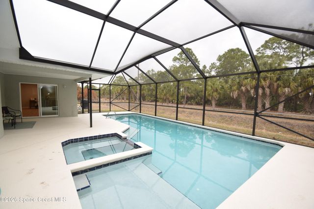 1733 Zaminder Street NW, Palm Bay, FL 32907