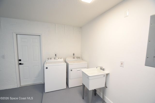 1733 Zaminder Street NW, Palm Bay, FL 32907