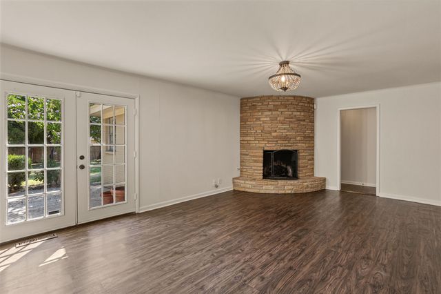 5833 S Joplin Avenue, Tulsa, OK 74135