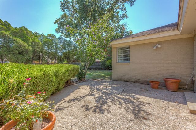 5833 S Joplin Avenue, Tulsa, OK 74135