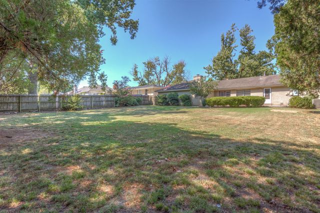 5833 S Joplin Avenue, Tulsa, OK 74135