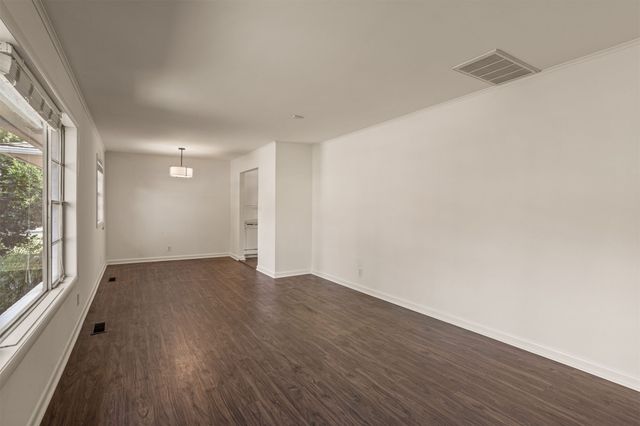 5833 S Joplin Avenue, Tulsa, OK 74135