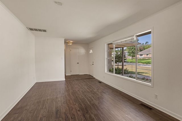 5833 S Joplin Avenue, Tulsa, OK 74135