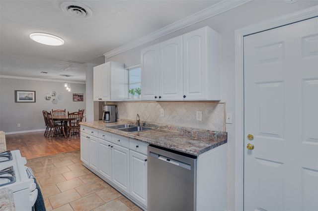 106 Bruce Avenue, Shreveport, LA 71105