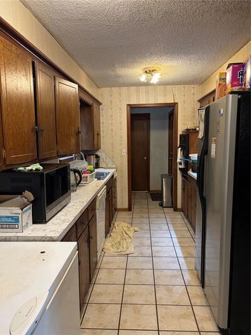 3408 SE 46th Street, Del City, OK 73135