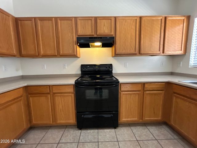 6809 W NICOLET Avenue, Glendale, AZ 85303