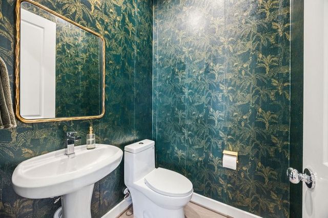 6312 Brighton Oaks Lane, Houston, TX 77008