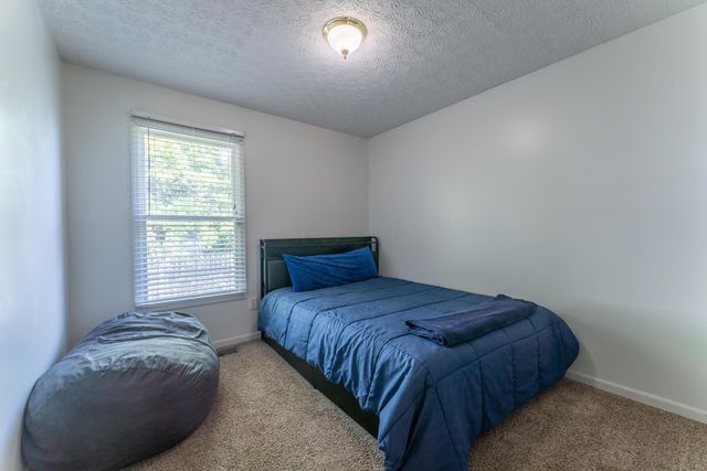 2115 Juneau Way, Grove City, OH 43123