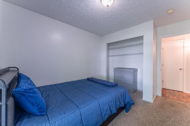 2115 Juneau Way, Grove City, OH 43123
