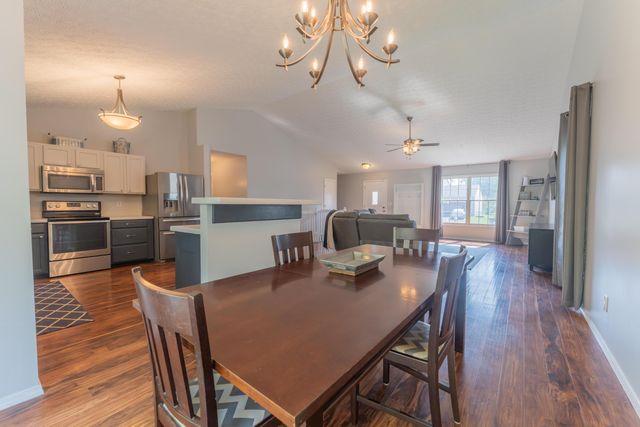 2115 Juneau Way, Grove City, OH 43123