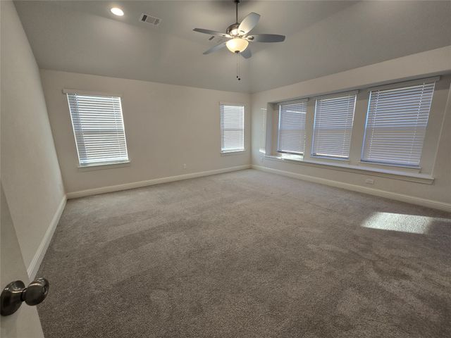 124 Trail Drive, Waxahachie, TX 75165