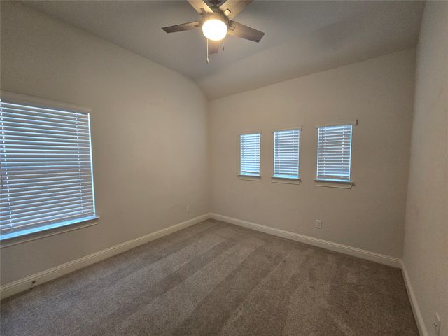 124 Trail Drive, Waxahachie, TX 75165