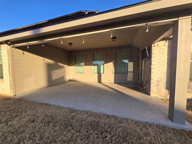 124 Trail Drive, Waxahachie, TX 75165