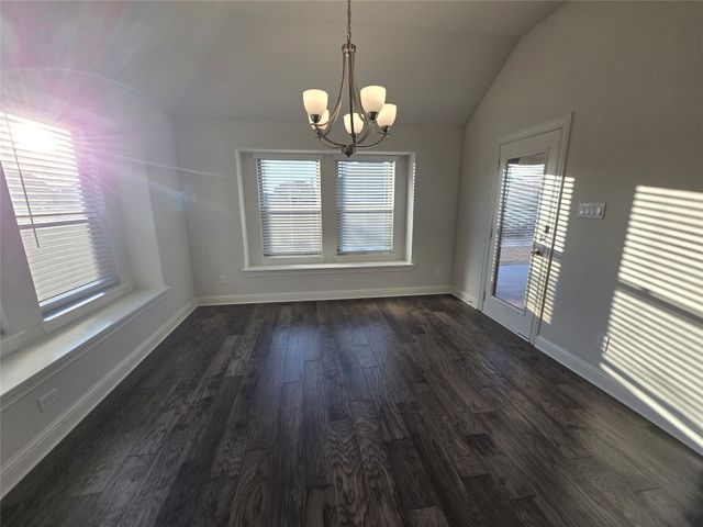 124 Trail Drive, Waxahachie, TX 75165