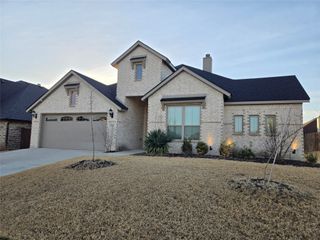 124 Trail Drive, Waxahachie, TX 75165