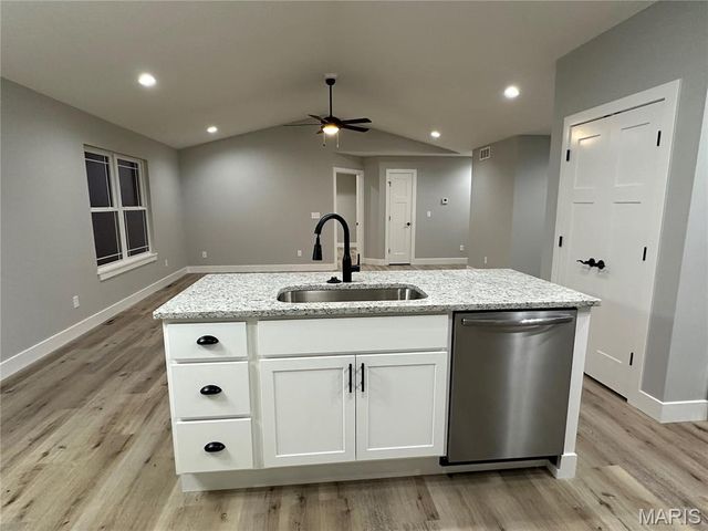 508 Shoshone Drive, Waynesville, MO 65583