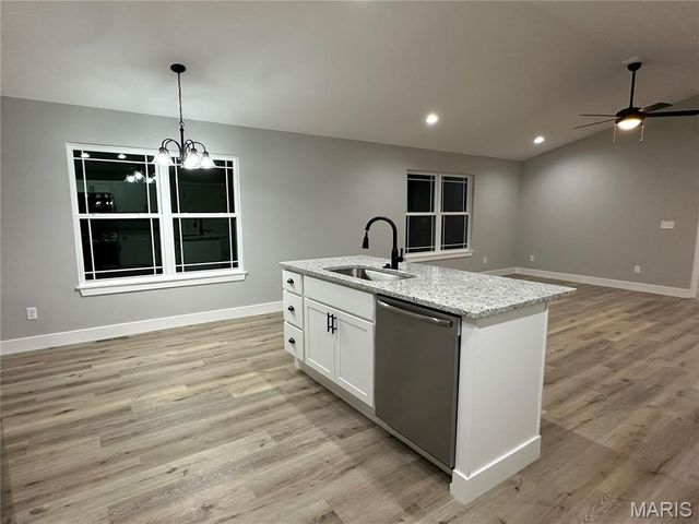 508 Shoshone Drive, Waynesville, MO 65583