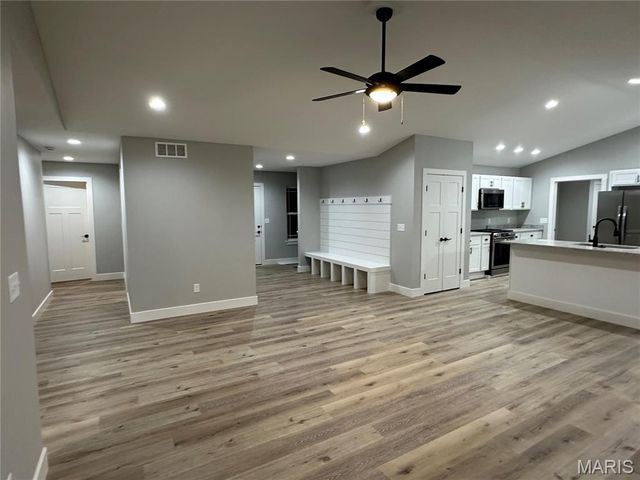 508 Shoshone Drive, Waynesville, MO 65583