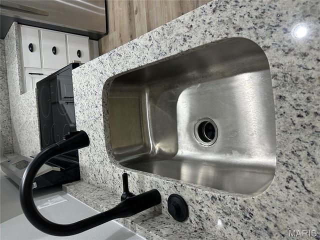 508 Shoshone Drive, Waynesville, MO 65583