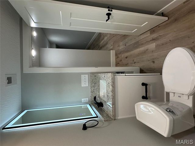 508 Shoshone Drive, Waynesville, MO 65583