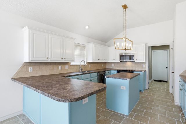 6005 100th Street, Lubbock, TX 79424