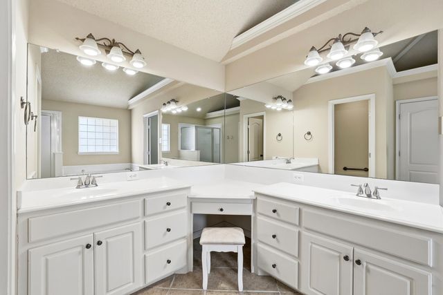 6005 100th Street, Lubbock, TX 79424