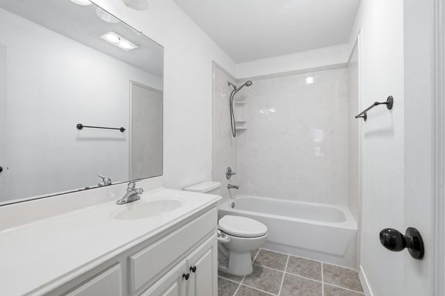 6005 100th Street, Lubbock, TX 79424