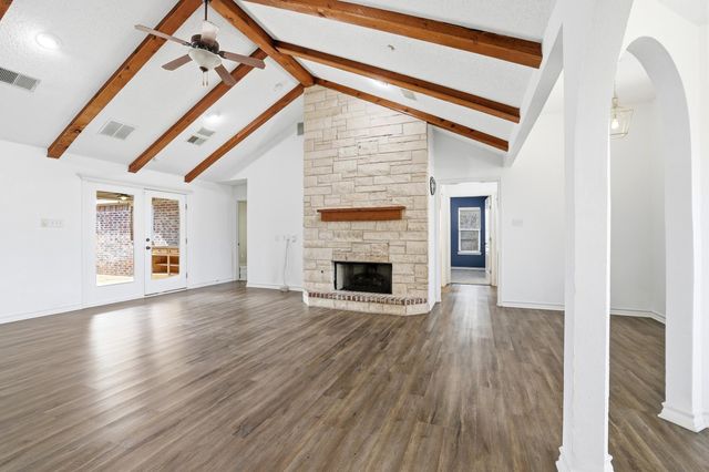 6005 100th Street, Lubbock, TX 79424