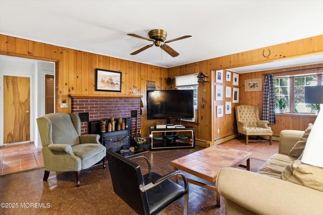 519 6th Avenue, Brick, NJ 08724